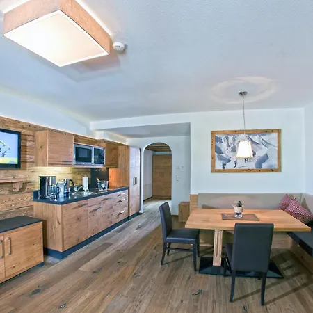 Mountain Apartment *